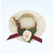Regalo montaje sombrerito sinamay natural decorado