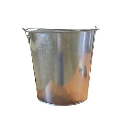 Alquiler cubo latón galvanizado c/asa lisa Alt.28cm d.28cm c/abrebotellas 14litros