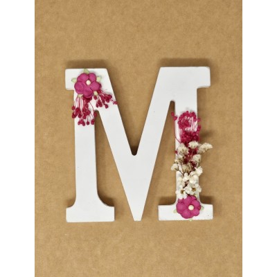 Letra madera 11 cm decorada con flores secas